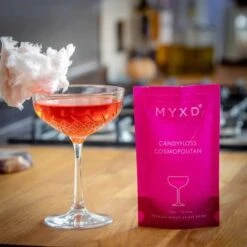 Winter Wonderland Cocktails Exploding Confetti Gift Box -Merry Moments 2023 11 0319.36.12