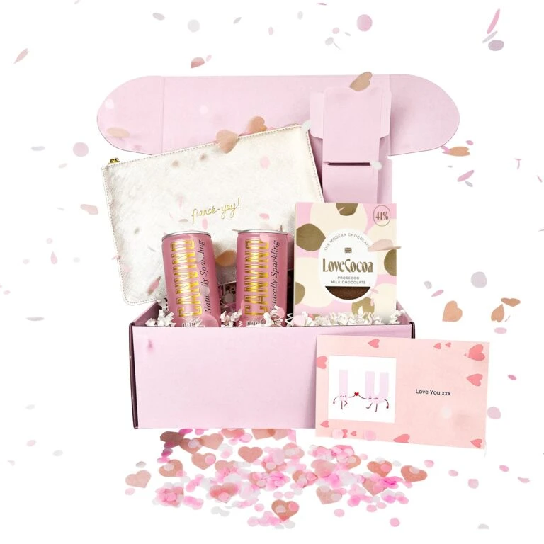 Merry Moments -Merry Moments 2023 12 0719.28.45 768x768 1